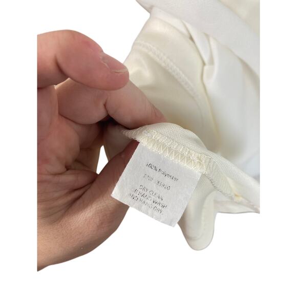 Show Me Your Mumu XS Off Shoulder White Maxi Hacienda Dress - Picture 9 of 10